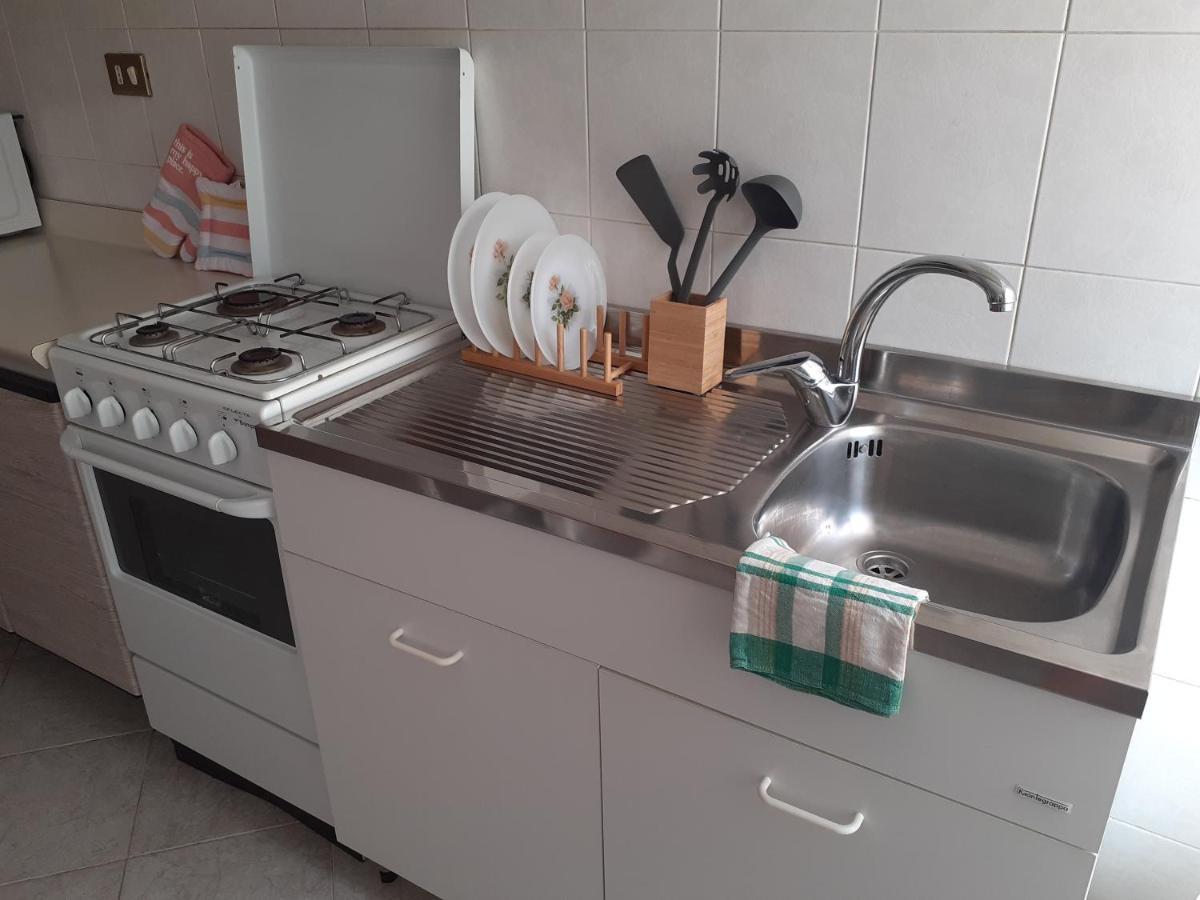 Apartamento Casa Le Rondini Mezzenile Exterior foto